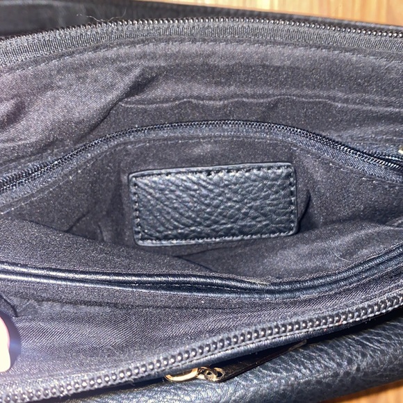 Black Michael Kors Crossbody Bag - Picture 4 of 9